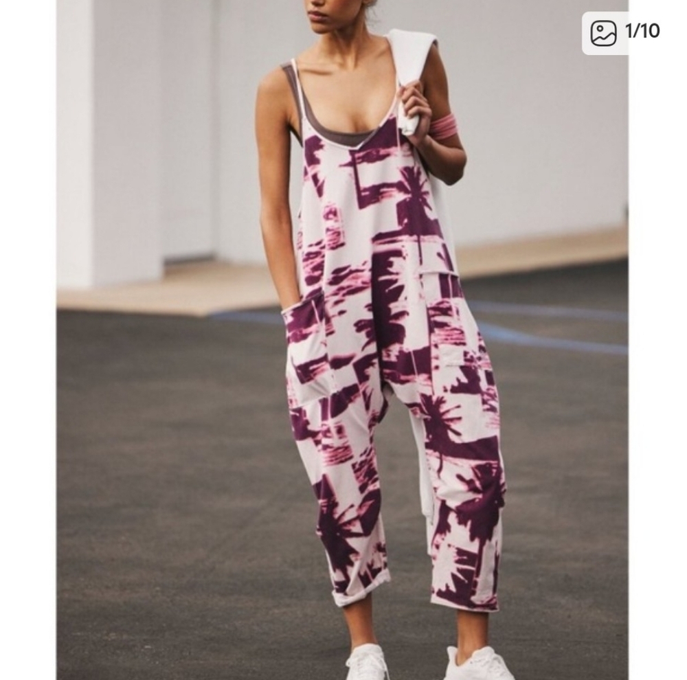 Free people hot shot onesie romper. Size XS. Palmy Beach, light pink & maroon.